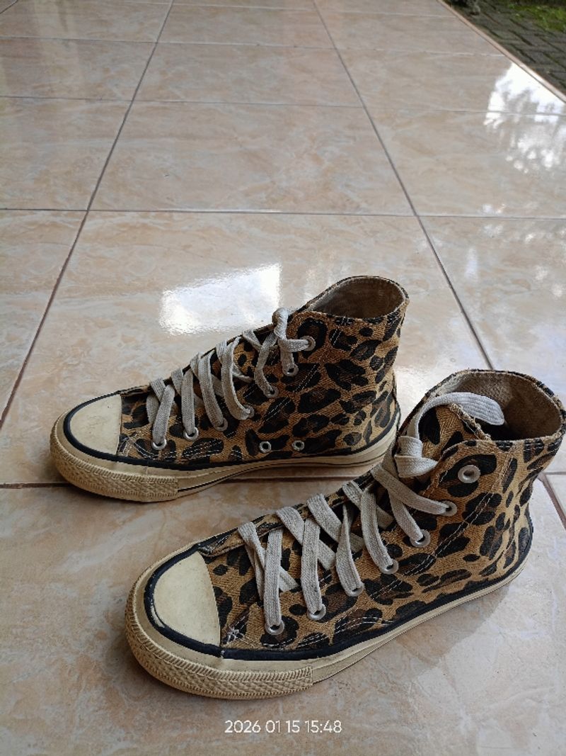 Sepatu converse, foto 4