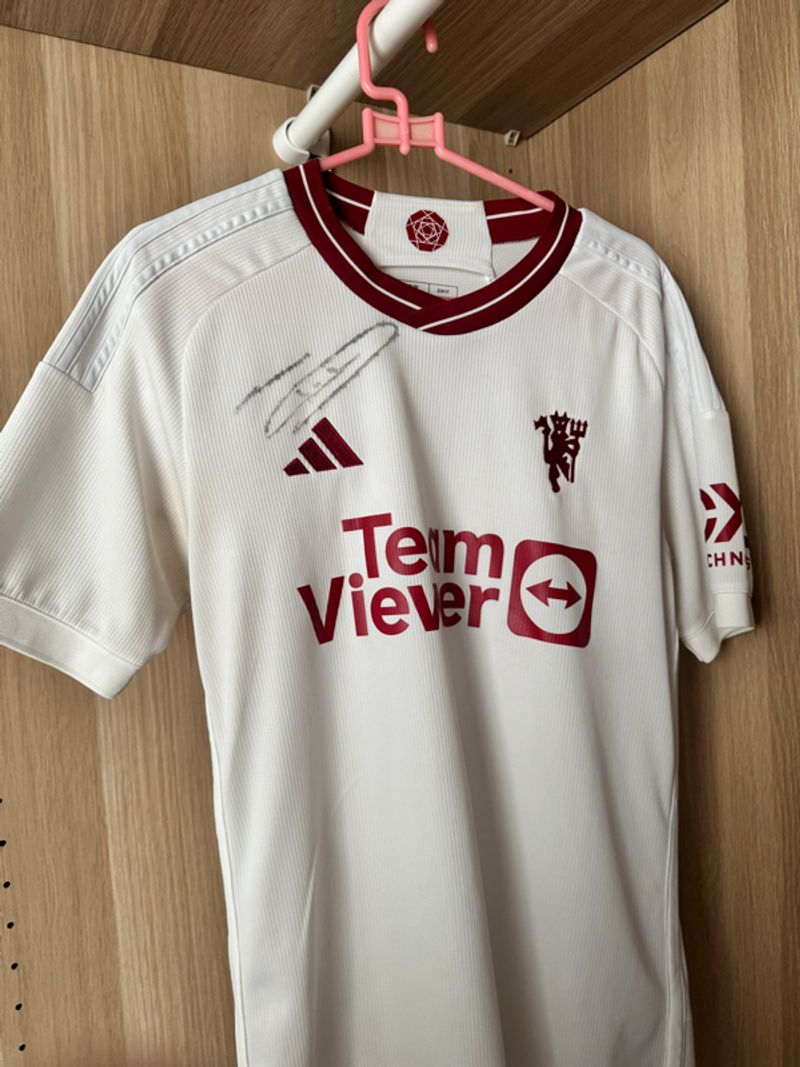 Manchester United Third 2023/2024 Signed by Nani, foto 2