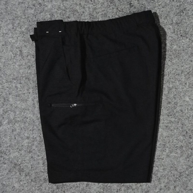 UNIQLO UTILITY BLACK SHORT PANT, foto 4