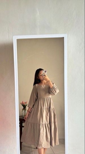 Simplicity brown dress
