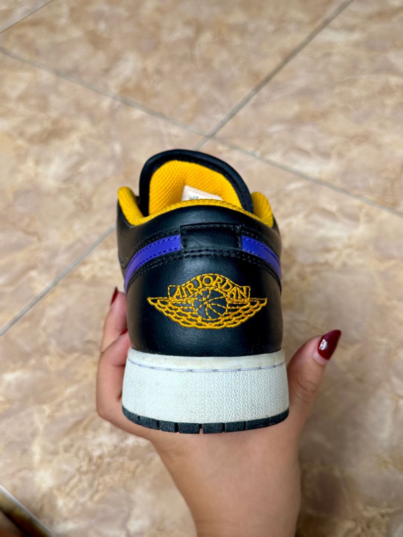 Air Jordan 1 Low Lakers GS, foto 9