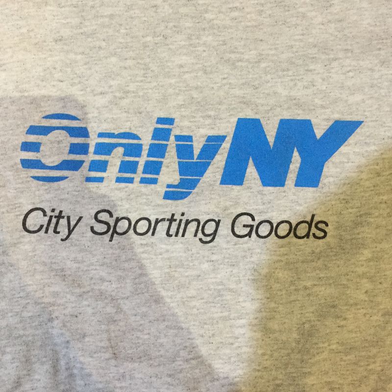 Only NY City Sporting Goods Tees, foto 2