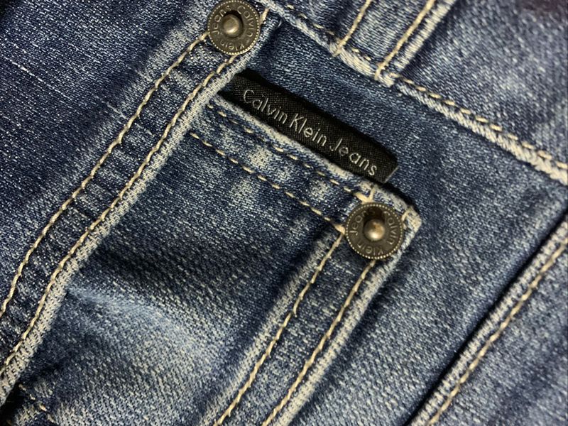 Jeans calvin klein bahan tebal melar, foto 4