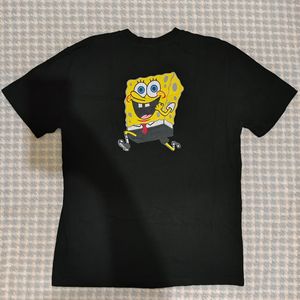 Kaos Spongebob Squarepants warna hitam size L