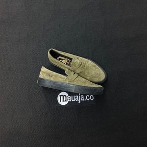Vans Skate Style 53 Beatrice Domond Dark Olive