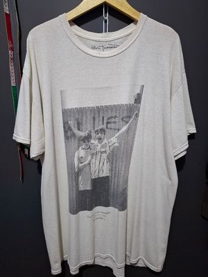 Kaos Vintage Noel and Liam gallagher by kevin cummins