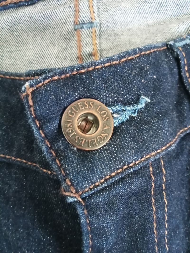 [ NETT ] Celana Pendek Denim Guess, foto 3
