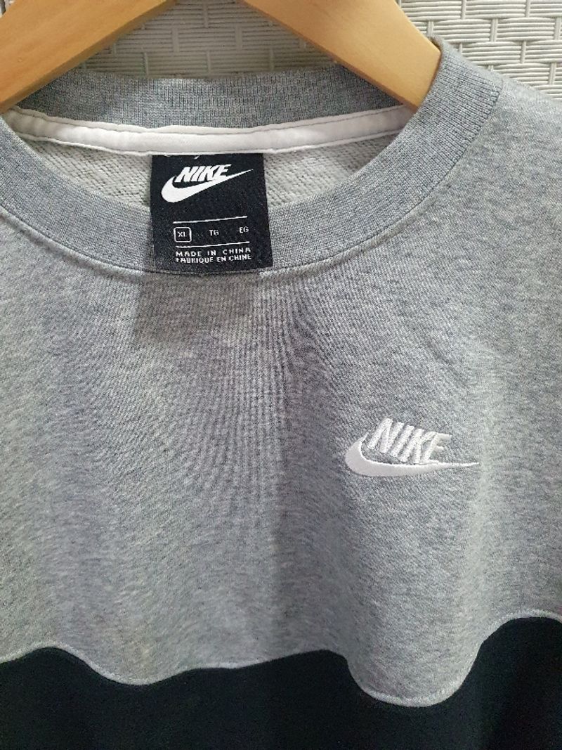 Sweater crop top Nike, foto 2