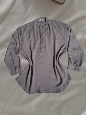 Blouse wanita