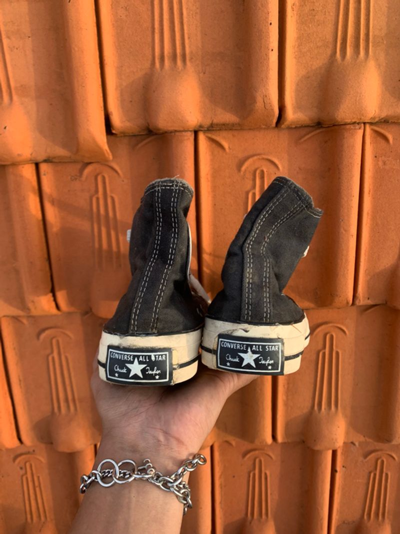sepatu converse, foto 4