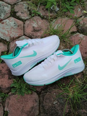 Nike Vintage Sportswear Sneakers Pria multicolor