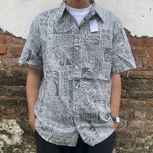 Kemeja Vintage/Pattern/Motif