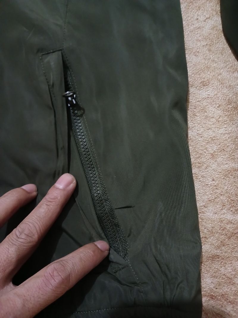Jaket bomber nike ijo second thrift, foto 4