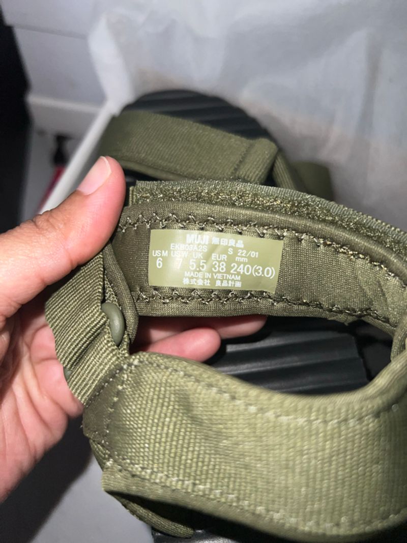 Sandal brand Muji, foto 4