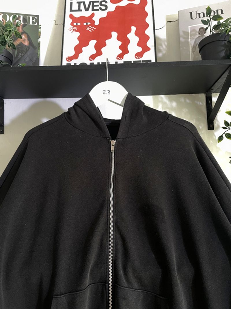 Hoodie Zipper Oversize Hitam, foto 4