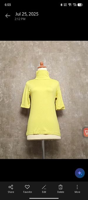 Luna Maya Basic Turtleneck Top Kuning | Size S | Simple & Ny