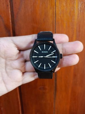 Nixon sentry 38 Leather all black