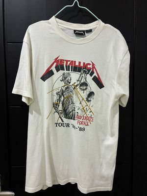 kaos metallica cotton on