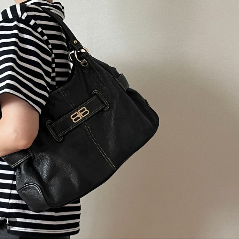 Balenciaga kumkang, foto 10