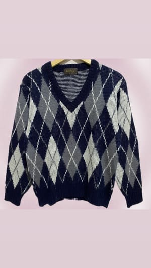 Casual Sweater Wanita white navy