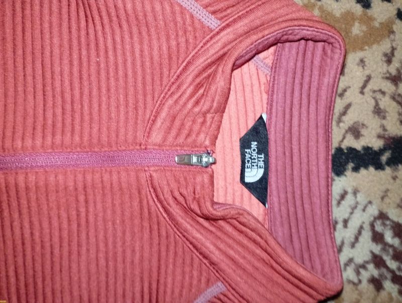 track top tnf, foto 4