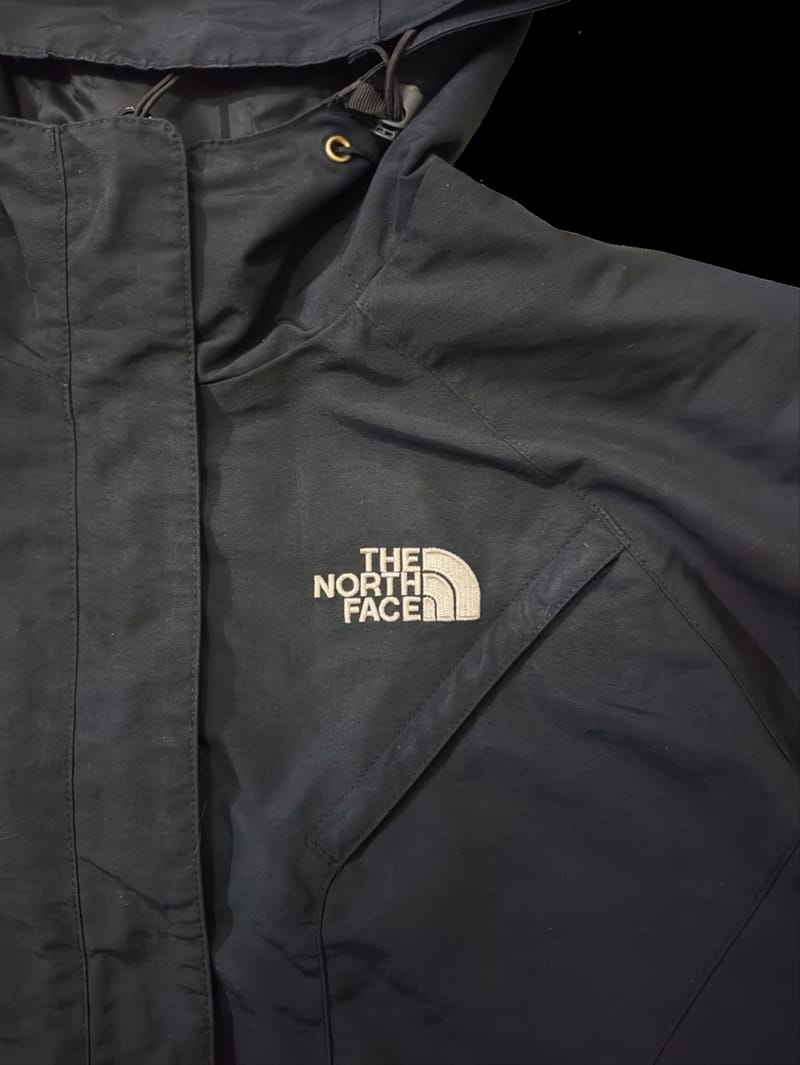 The North Face Gorpcore Windbreaker Pria black, foto 3