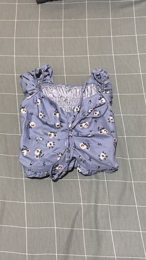 Sabrina Crop Lengan Balon Bunga Bunga Slimfit / Pressbody