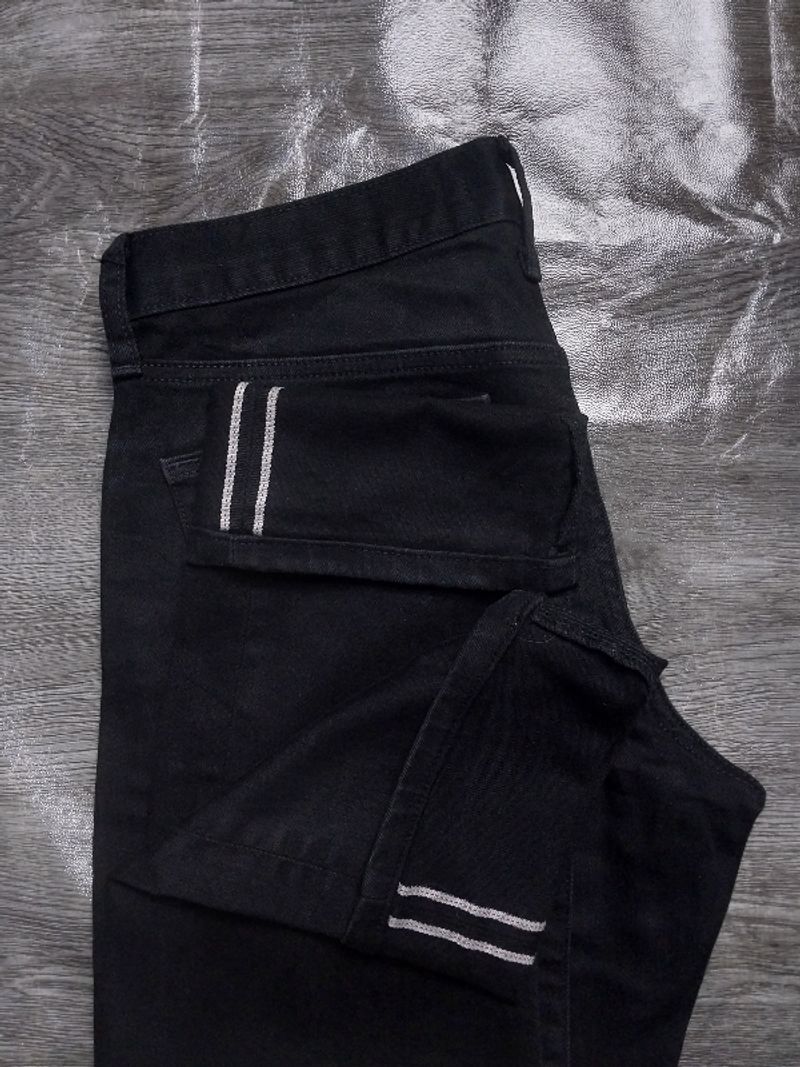 "UNIQLO" BLACK JEANS SELVEDGE, foto 4
