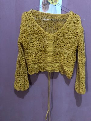 Crop rajut