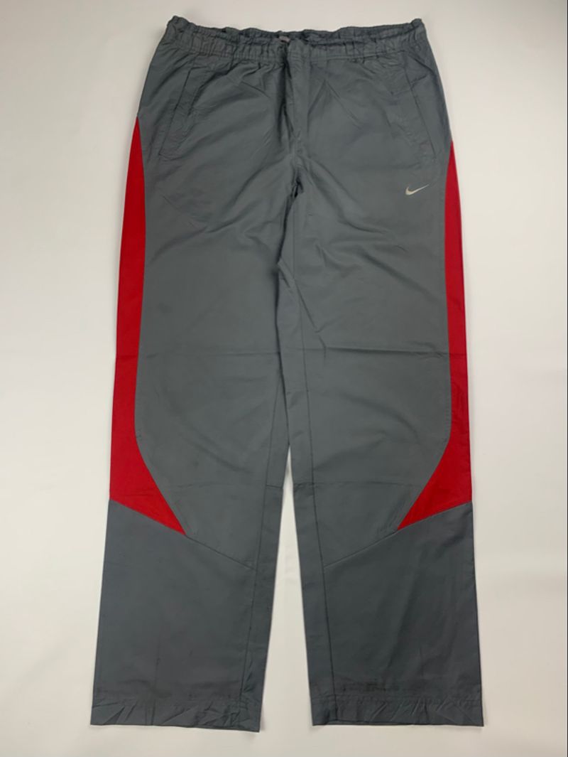 “nike” parachute trackpants, foto 2