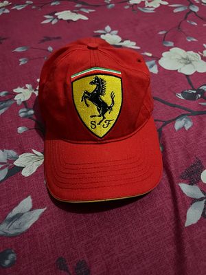 TOPI FERRARI ORIGINAL