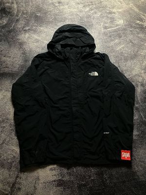 JAKET THE NORTH FACE