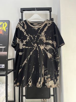 Tee tyedye