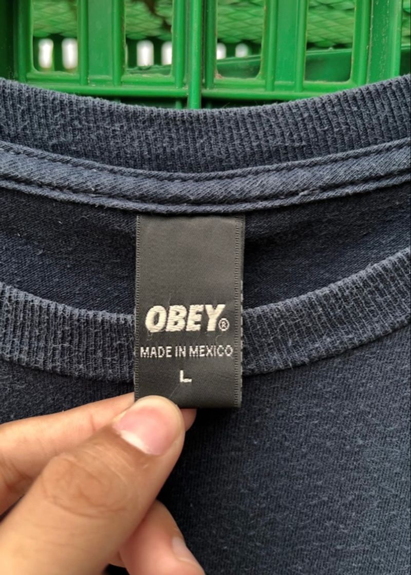 OBEY, foto 2