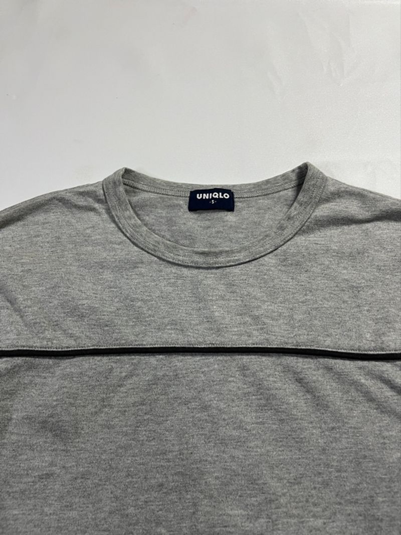 Long Sleeve Uniqlo Tee, foto 2