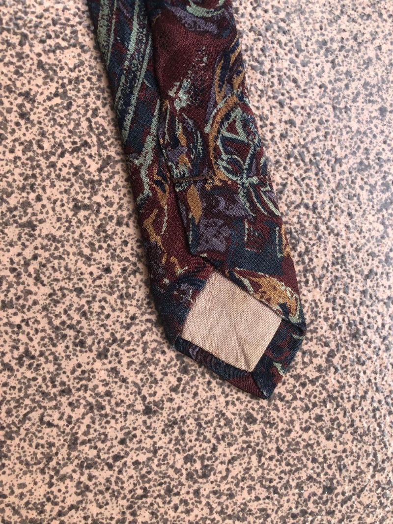 Balenciaga Tie Pattern Dasi, foto 4