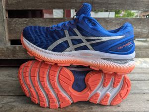 ASICS GEL NIMBUS 22