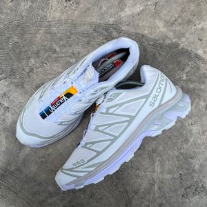 Salomon Streetwear Sportswear Sneakers Pria white