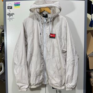 Nike Peace Windrunner Nikesportwear jakcet