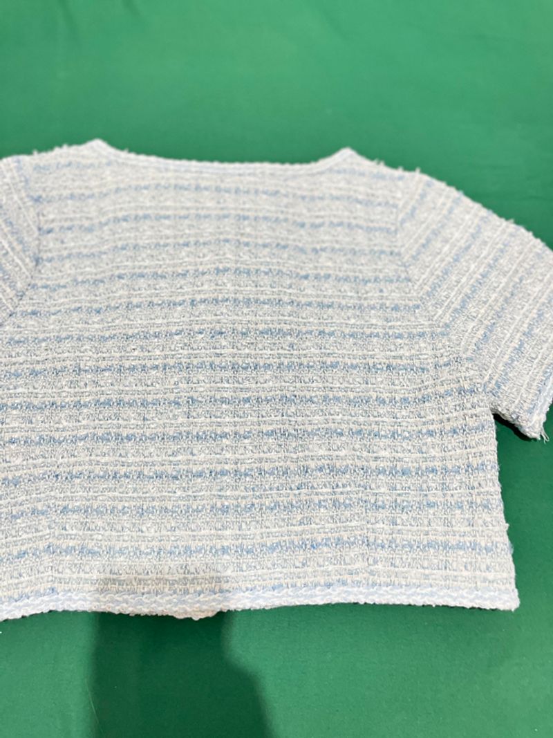 🌸 PRELOVED TWEED CROP CARDIGAN – SOFT BLUE 🤍 🌸, foto 4