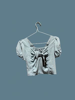 Minimalist Crop top Wanita blue