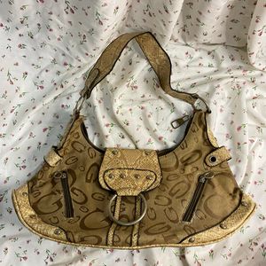 Gue$$ Vintage Shoulderbag