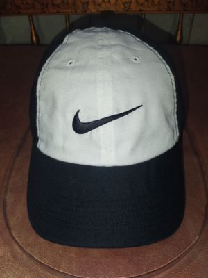 Nike Swoosh Dri-Fit Cap