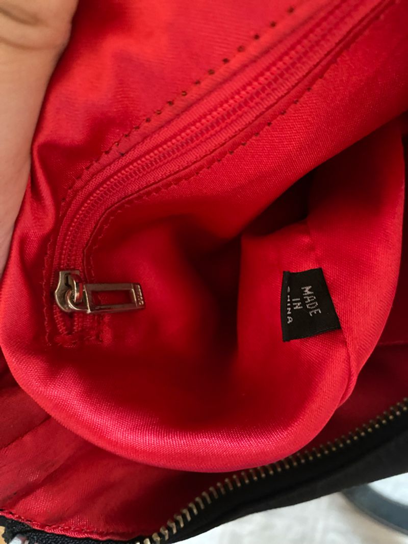 auth vintage guess slingbag, foto 5