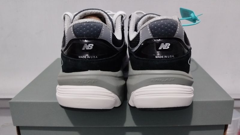 NB 990 USA, foto 3