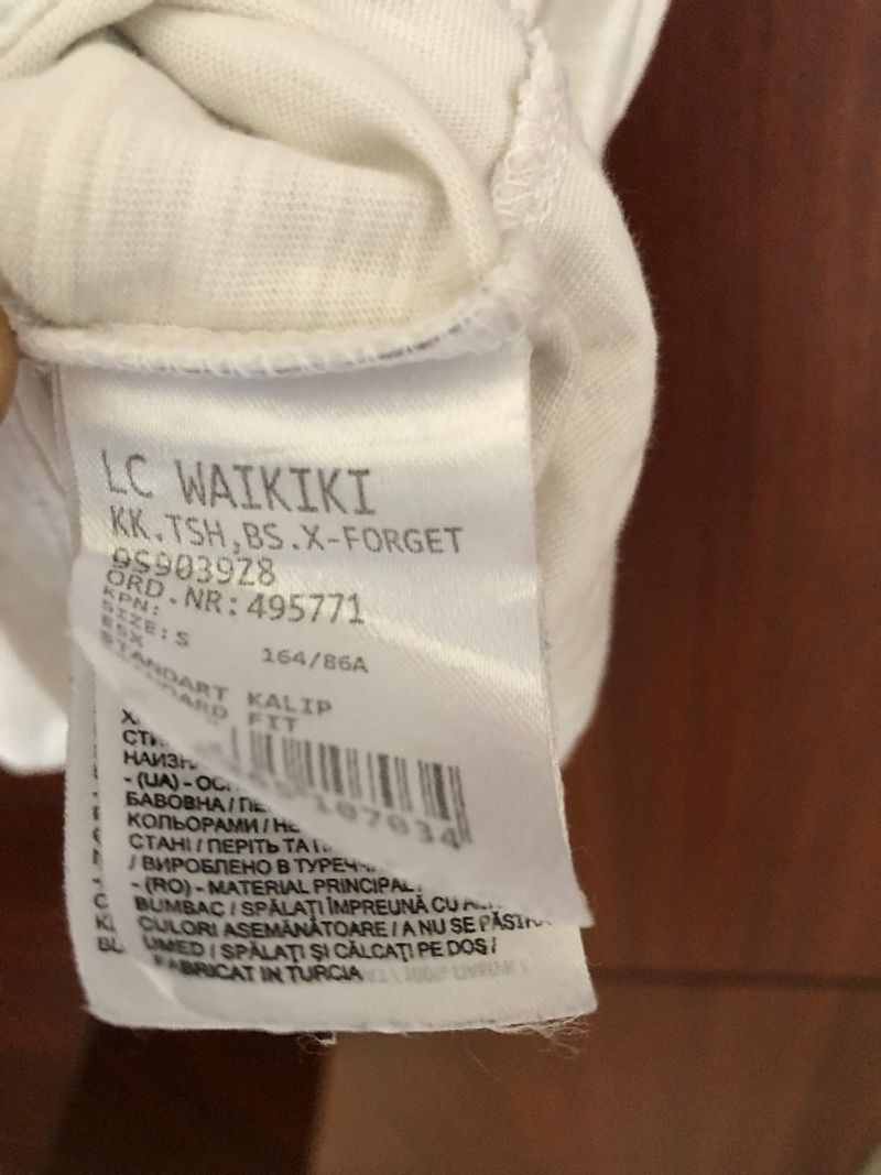 Kaos LC Waikiki, foto 2