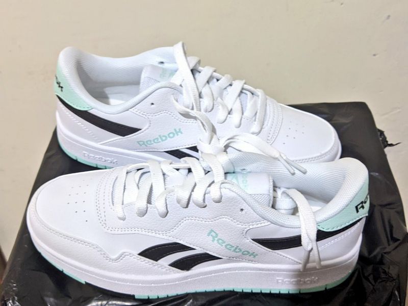 (baca deskripsi) Reebok casual original, foto 2