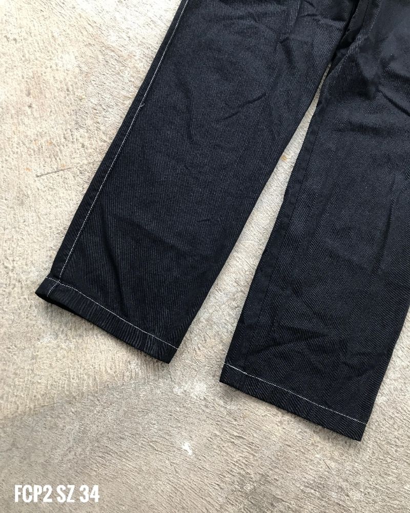 black chinos pants, foto 3