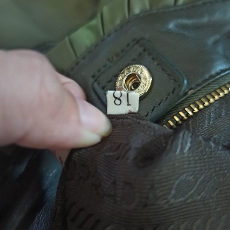 Prada Gaufre Nylon Mix Leather Handbag Green, foto 3