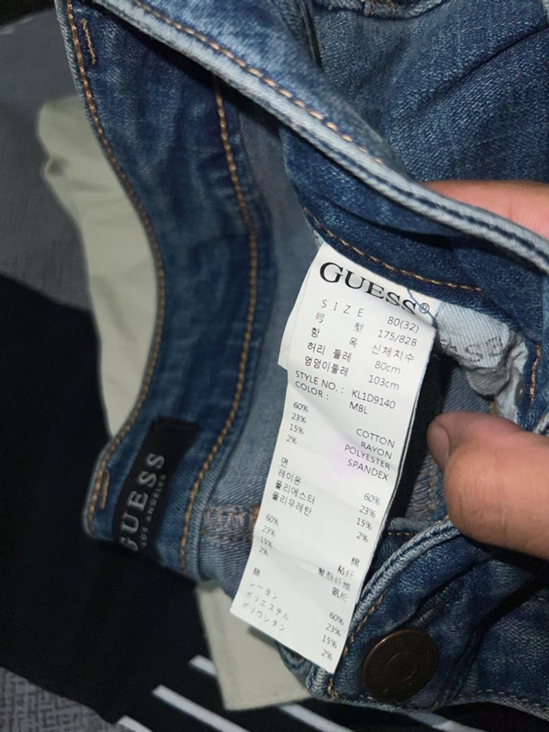Guess Jeans, foto 3